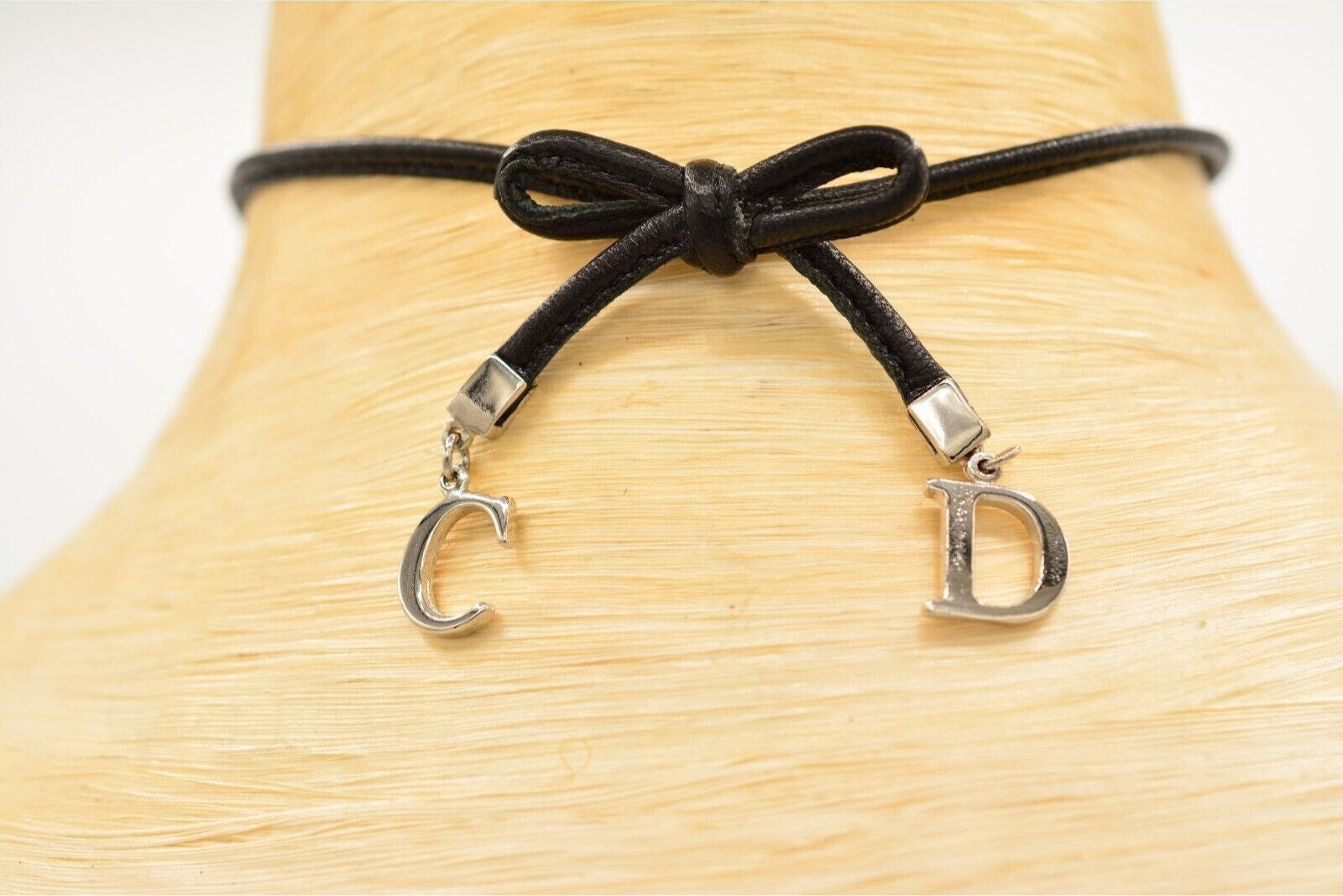 Christian Dior Black Leather CD Bow Choker – Poshique