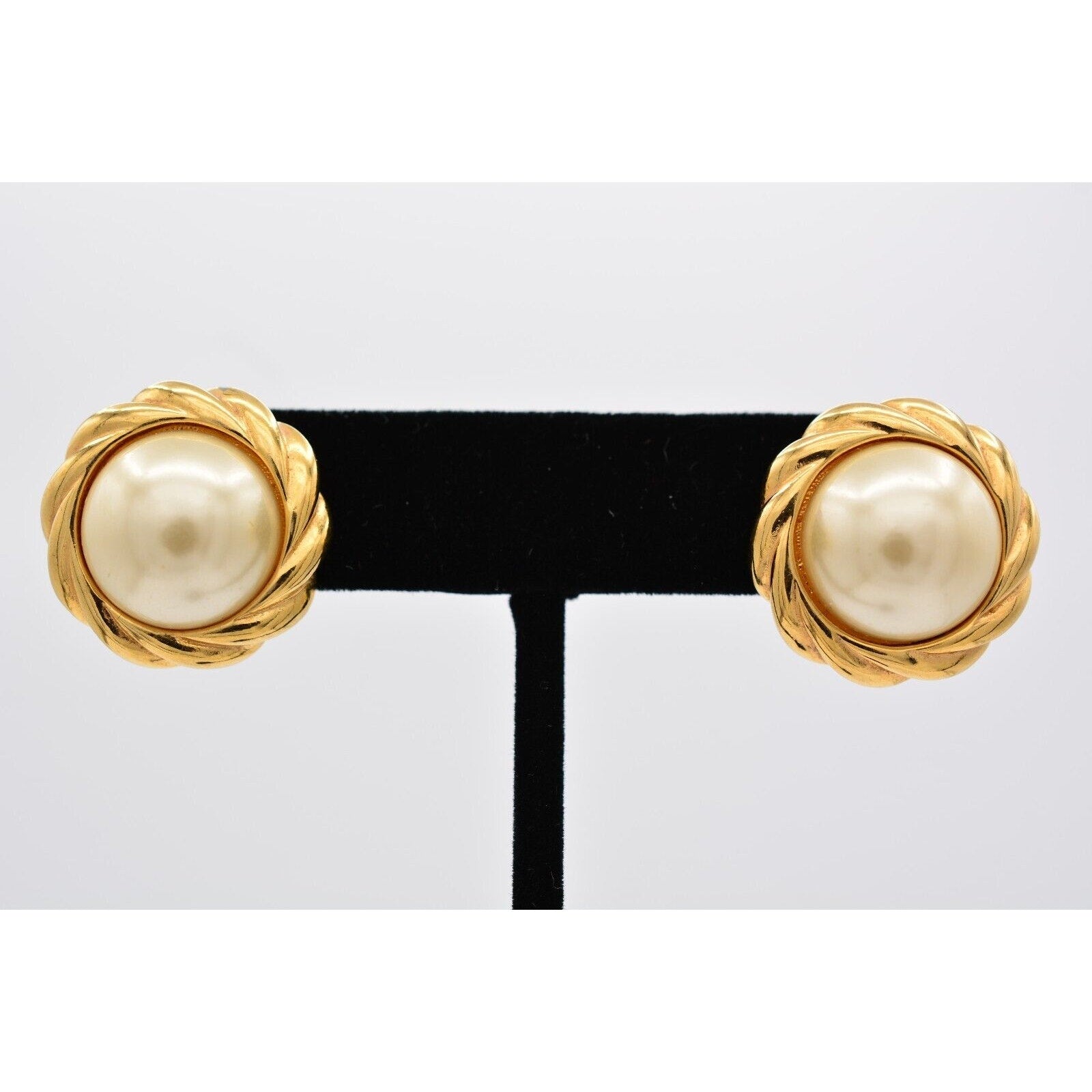 KJL Vintage Round Pearl Earrings