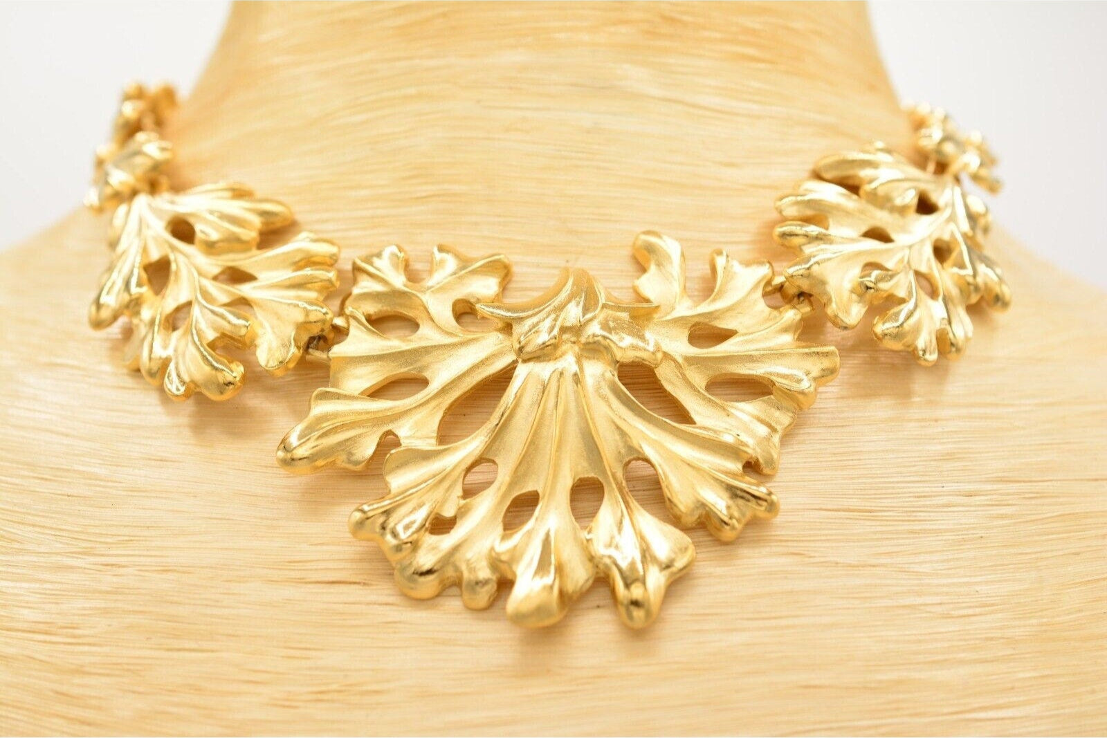 Fernando Originals Matte Gold Leaf Collar