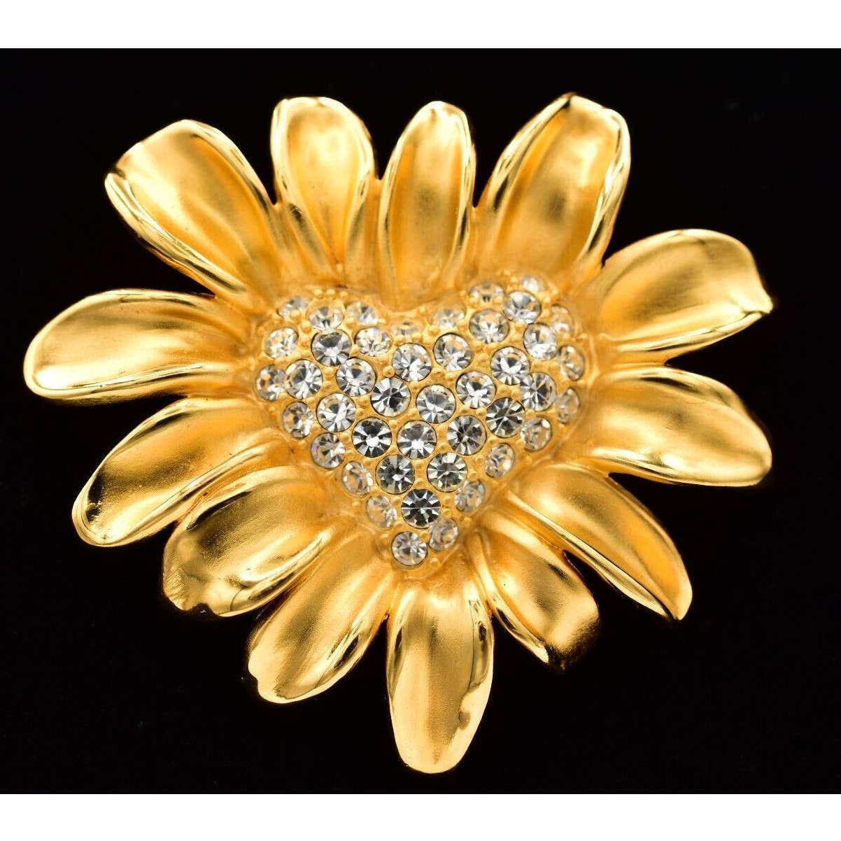 Givenchy Daisy Heart Brooch