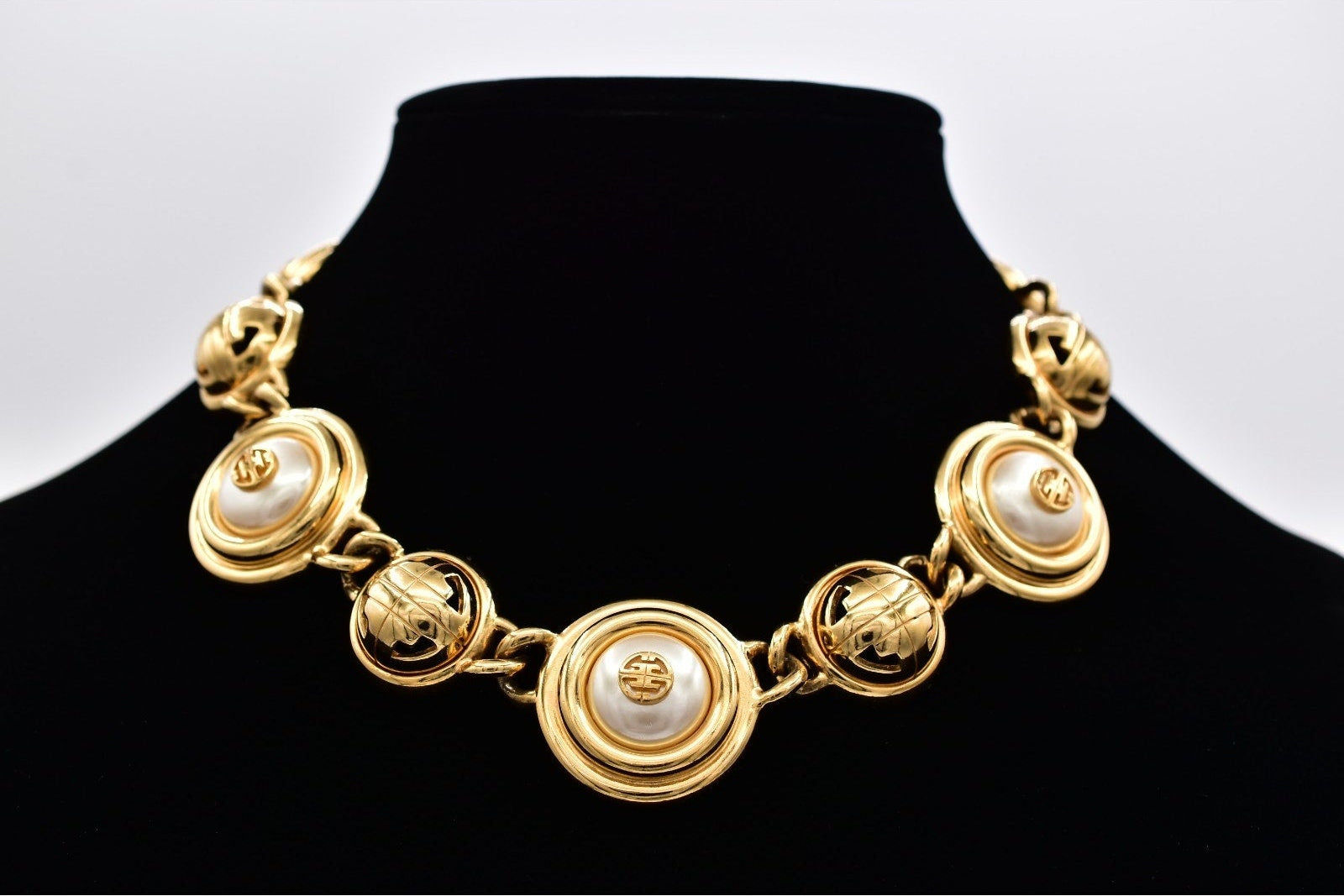 Vintage Givenchy Runway Logo Pearl Necklace – Statement