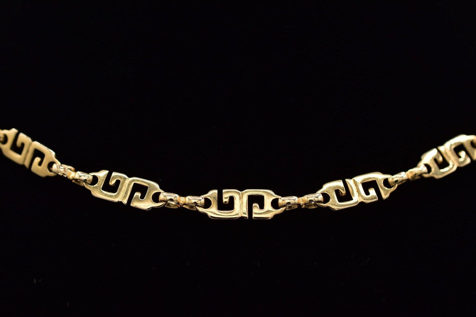 Givenchy Vintage GG Logo Link Chain Necklace – Poshique