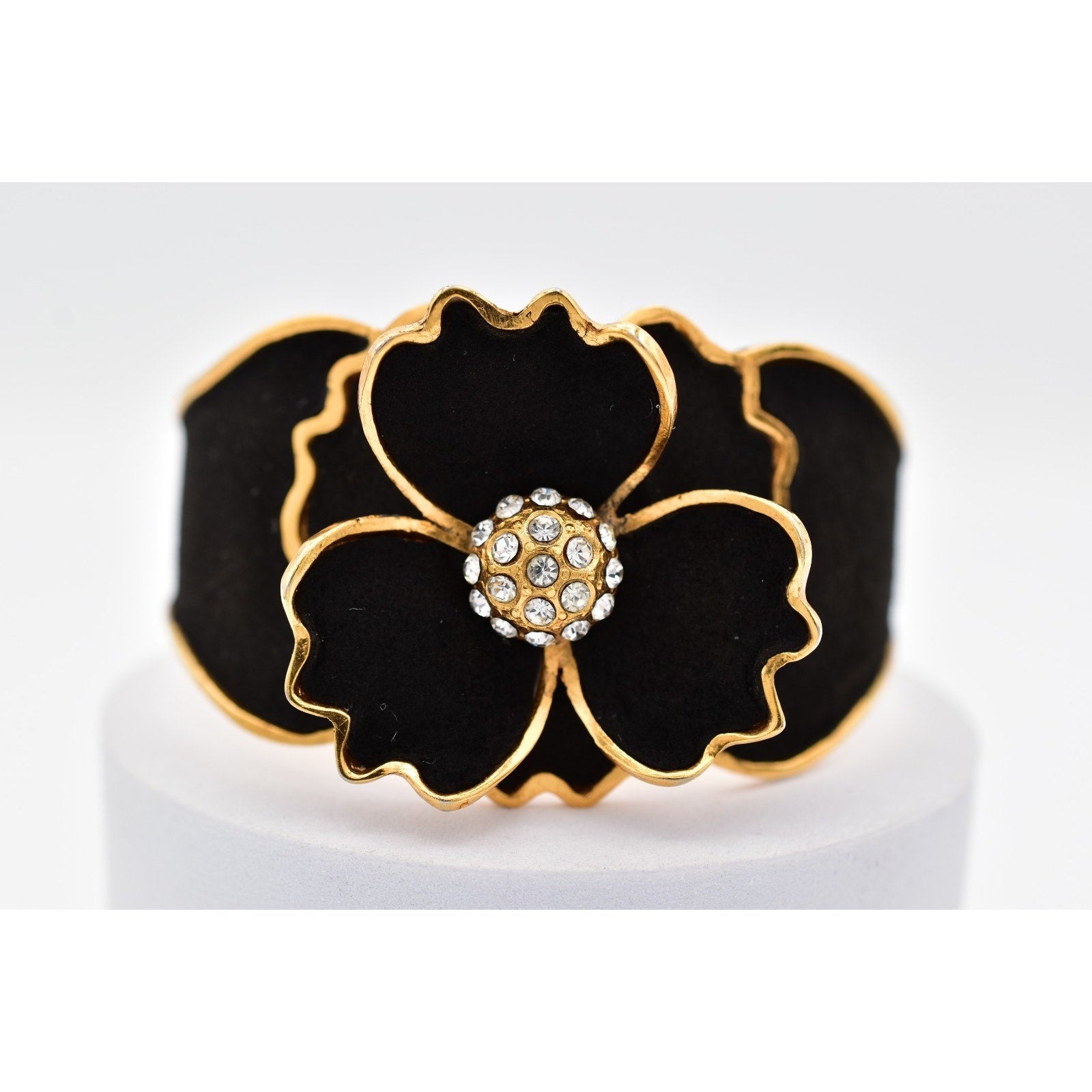 Henry à la Pensée Black Velvet Flower Cuff Bracelet