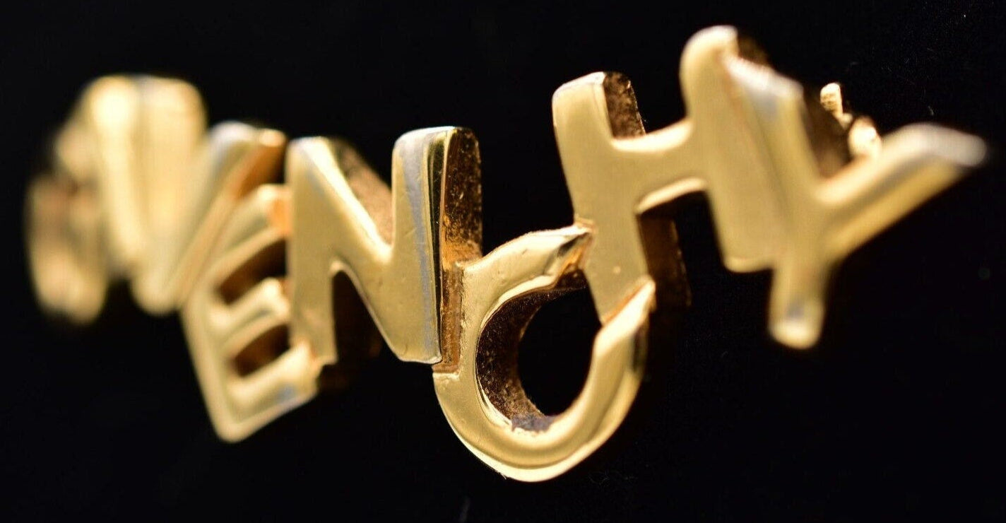 vintage GIVENCHY ロゴ×3チャーム ブローチ ゴールド 206 Givenchy Vintage Logo Gold Tone Brooch Pin – Poshique