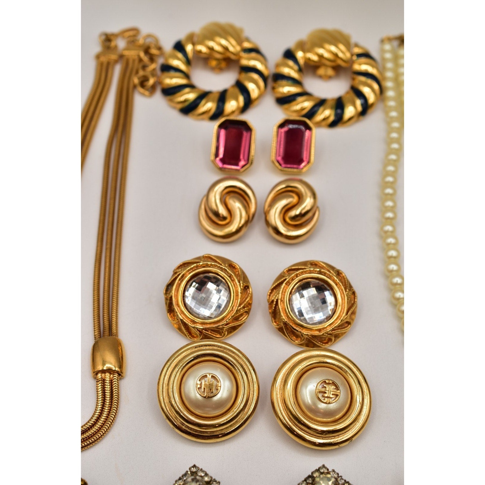 Vintage Jewelry Dealer Lot Givenchy Dior Trifari Monet Daus Hobe 1928 JJ J221