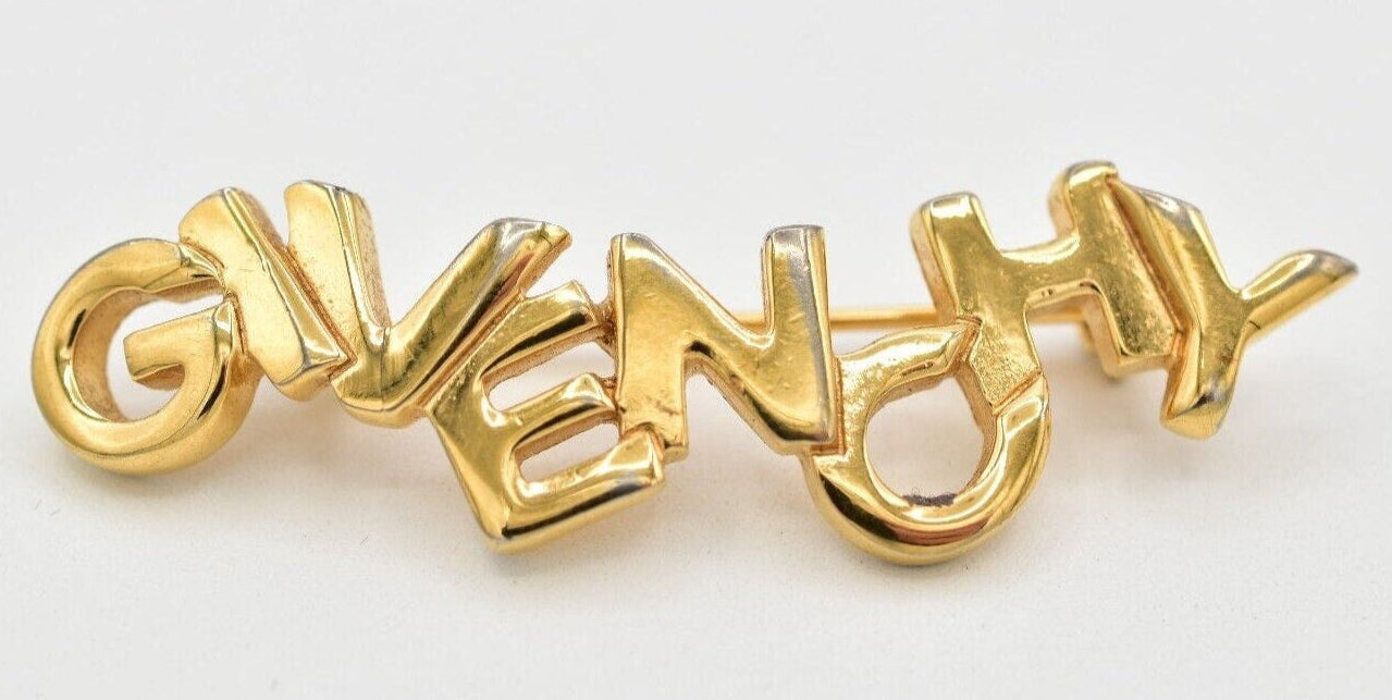 vintage GIVENCHY ロゴ×3チャーム ブローチ ゴールド 206 Givenchy Vintage Logo Gold Tone Brooch Pin – Poshique