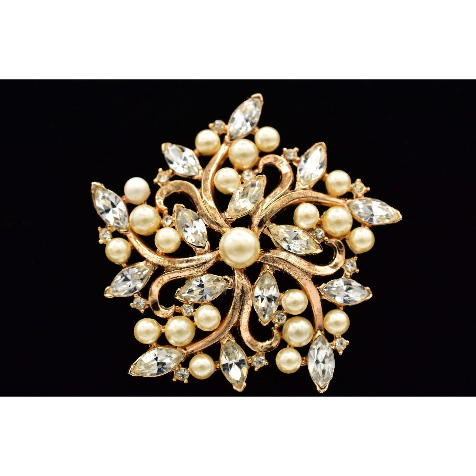 Crown Trifari Vintage Crystal Pearl Brooch