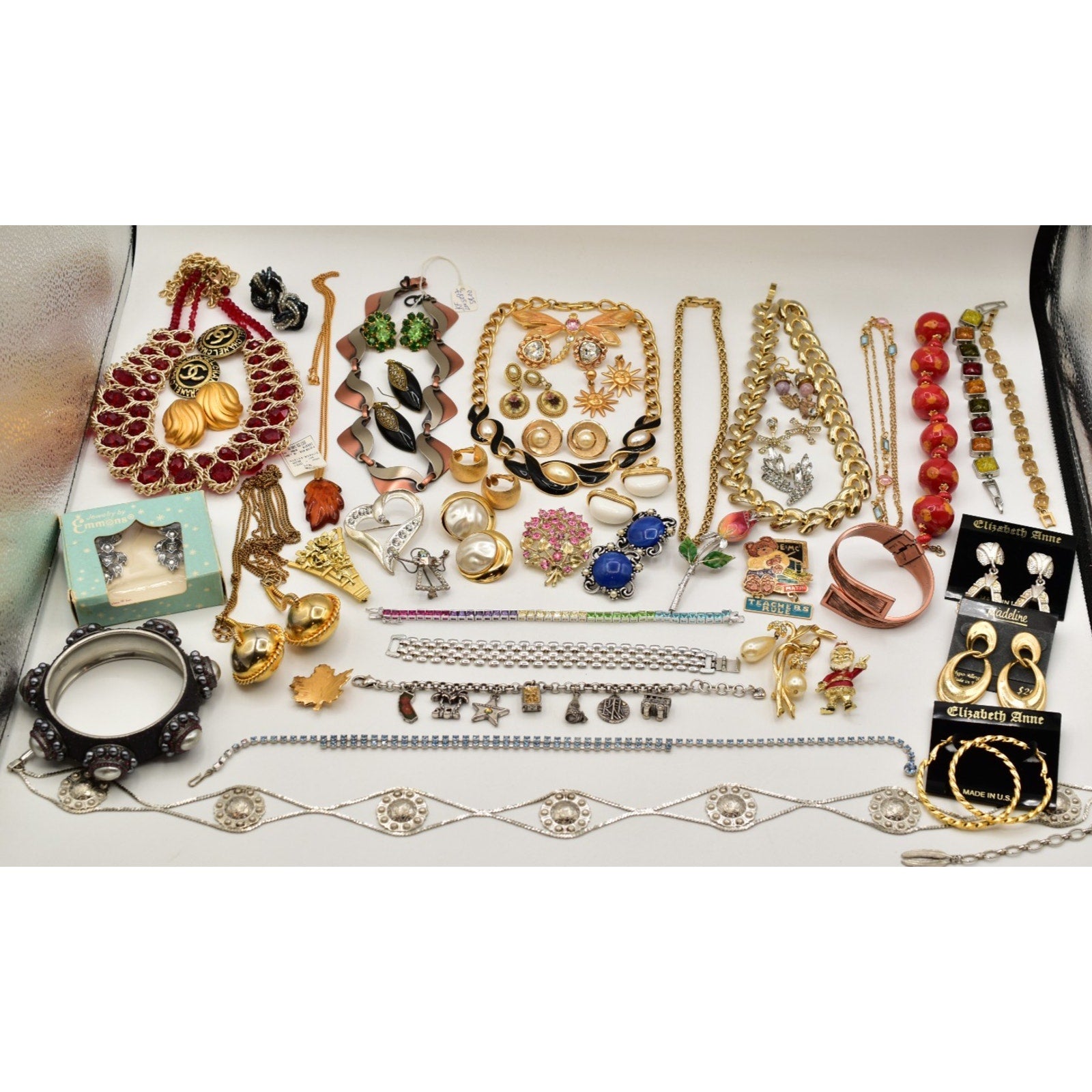 Vintage Jewelry Dealer Lot Givenchy Trifari Napier SAL Renoir KJL Avon AK J222